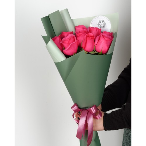 Купить на заказ Букет из 7 розовых роз с доставкой в Жетысае