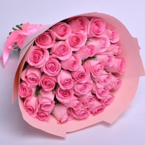 Купить на заказ Букет из 35 розовых роз с доставкой в Жетысае